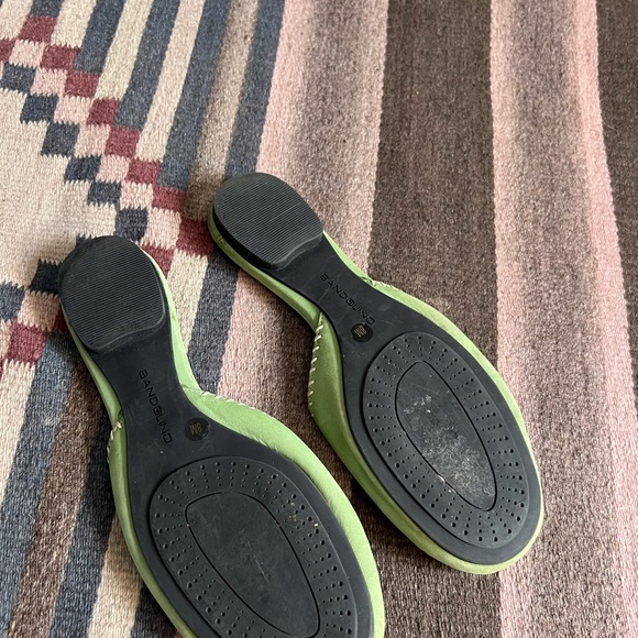 Bandolino size 8M slip on flat - Picture 5 of 9